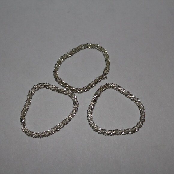 3 RINGS - Picture 2 of 4